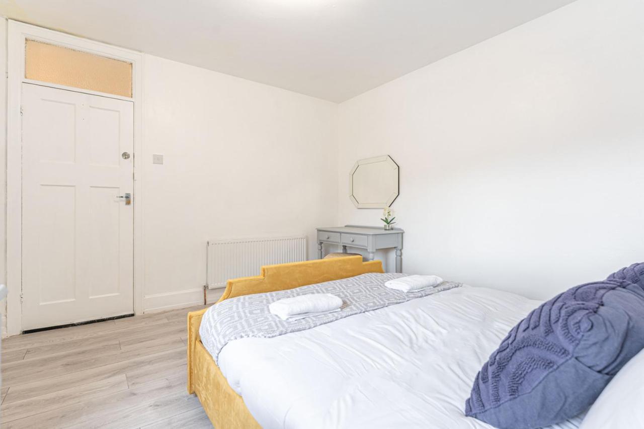 Walsgrave Road Apartment - 5 Beds - Free Parking & Wi-Fi Ковентри Экстерьер фото